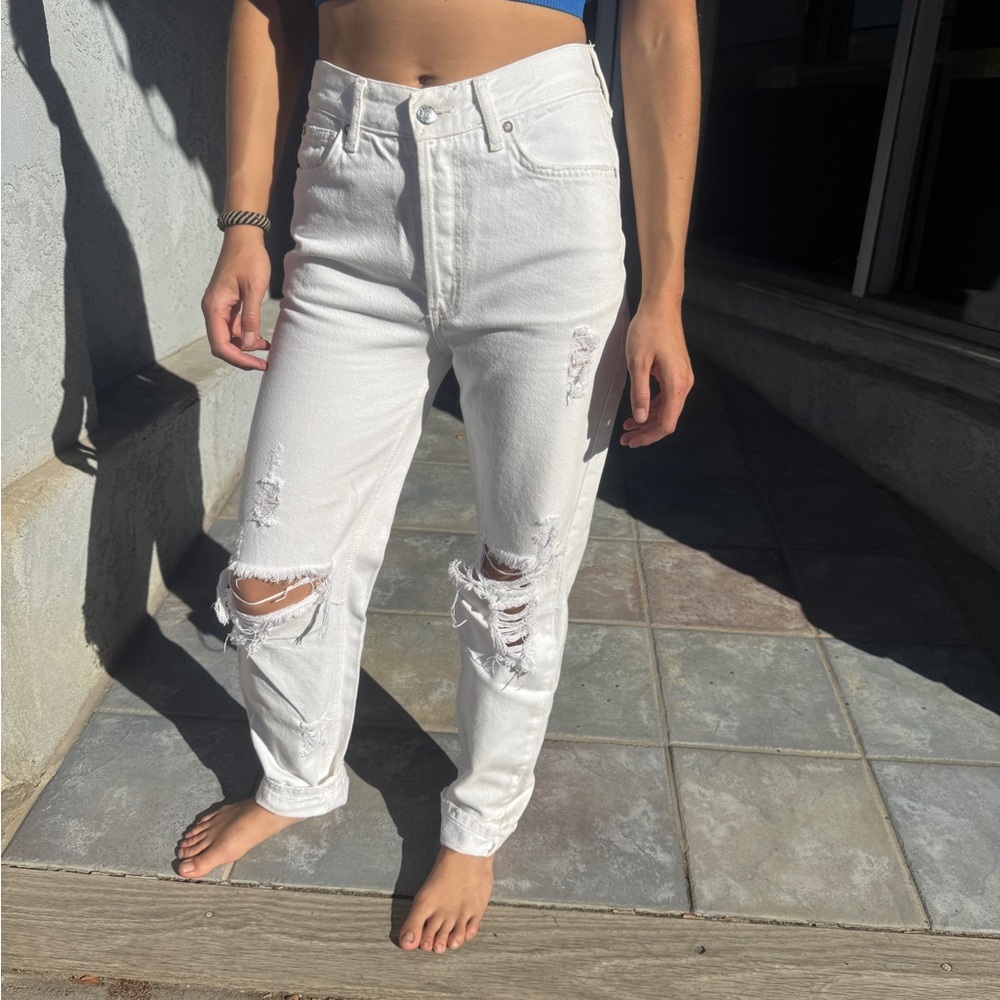 We The Free Twenty-Six White Distressed Jeans 26 | High Rise Straight Boyfriend